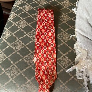 Vintage Elegant Red Patterned Men's Tie. Academia, Retro, Colorful